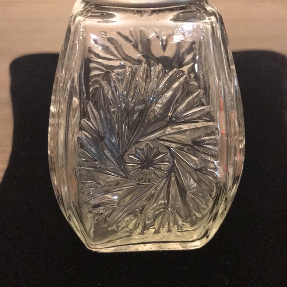 Antique vintage sugar shaker muffineer two shakers - Picture 6 of 16